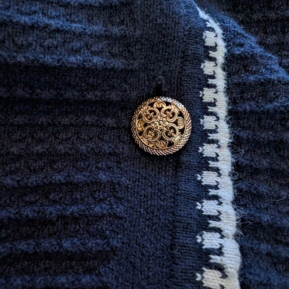 SIMONS CONTEMPORAINE Cropped cardigan Sz MED 100% COTTON ENGRAVED METAL BUTTONS - Picture 3 of 10